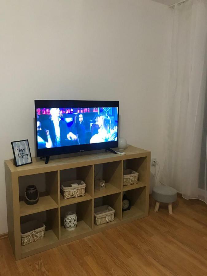 טימישוארה Ultracentral Apt With City Center View - Smart Tv - Ac מראה חיצוני תמונה
